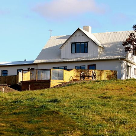 Guesthouse Steindorsstadir, West Iceland Рейкхольт Экстерьер фото