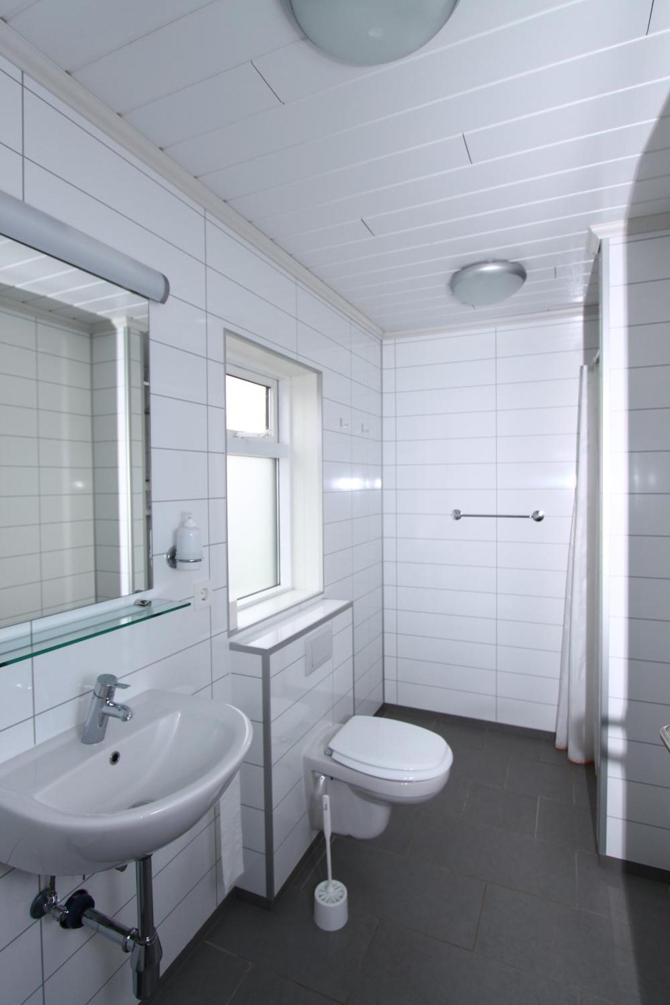 Guesthouse Steindorsstadir, West Iceland Рейкхольт Экстерьер фото