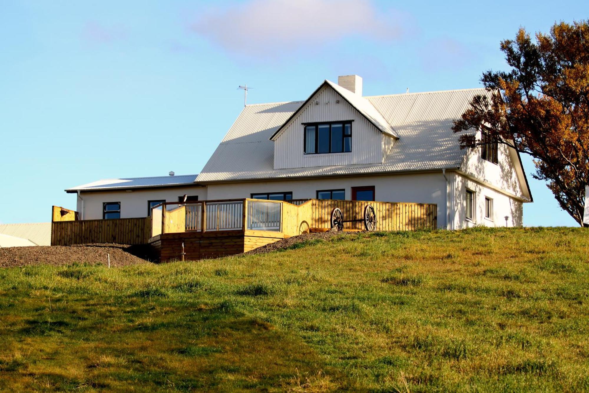 Guesthouse Steindorsstadir, West Iceland Рейкхольт Экстерьер фото